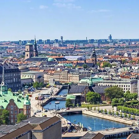 2-bedroom Located In Cph's Very Center